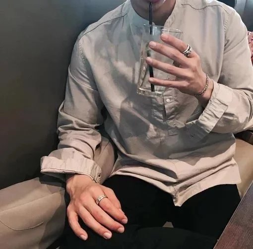 胡婵志罡