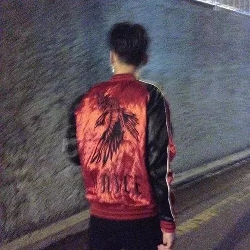 荣晶华亮