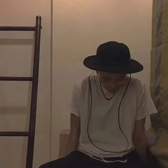 纪平威聪