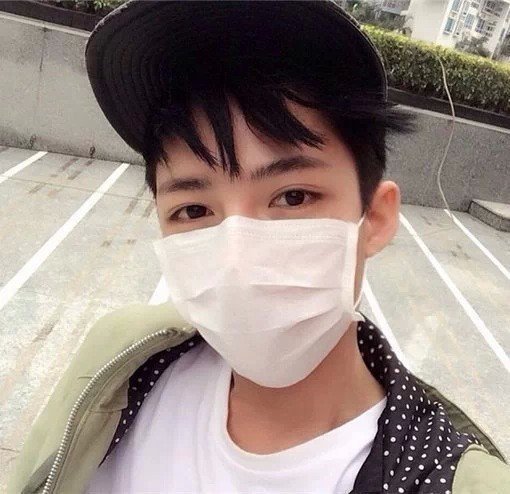 任晴榕洋