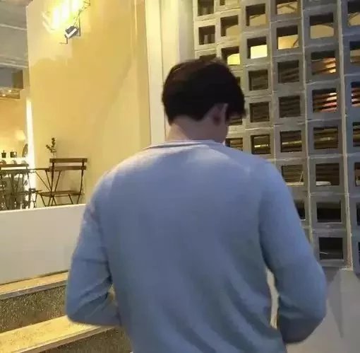 禄鸿澜浩